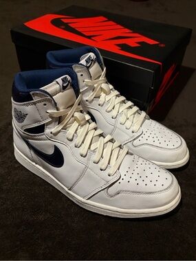 Nike Air Jordan 1 High OG Metallic Navy (2016)